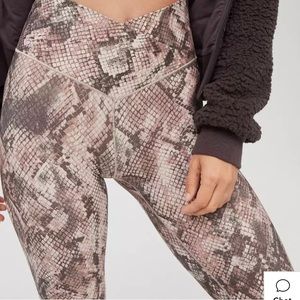 Worn Once Aerie Offline Leggings XS